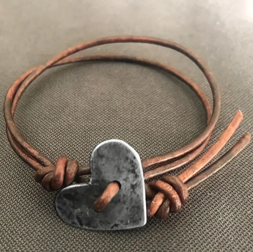 Heart & Leather Bracelet