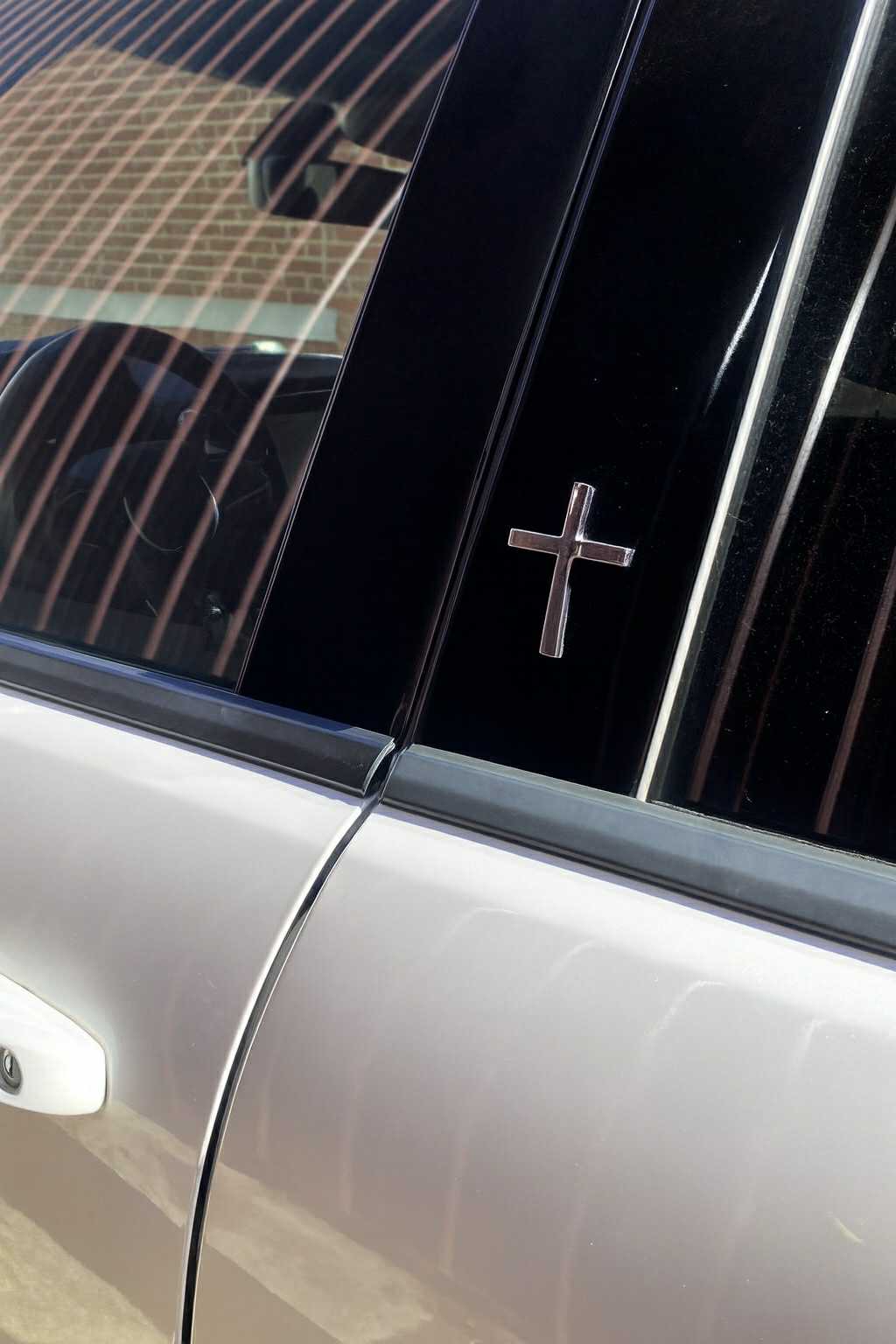 Cross Car Metal Logo