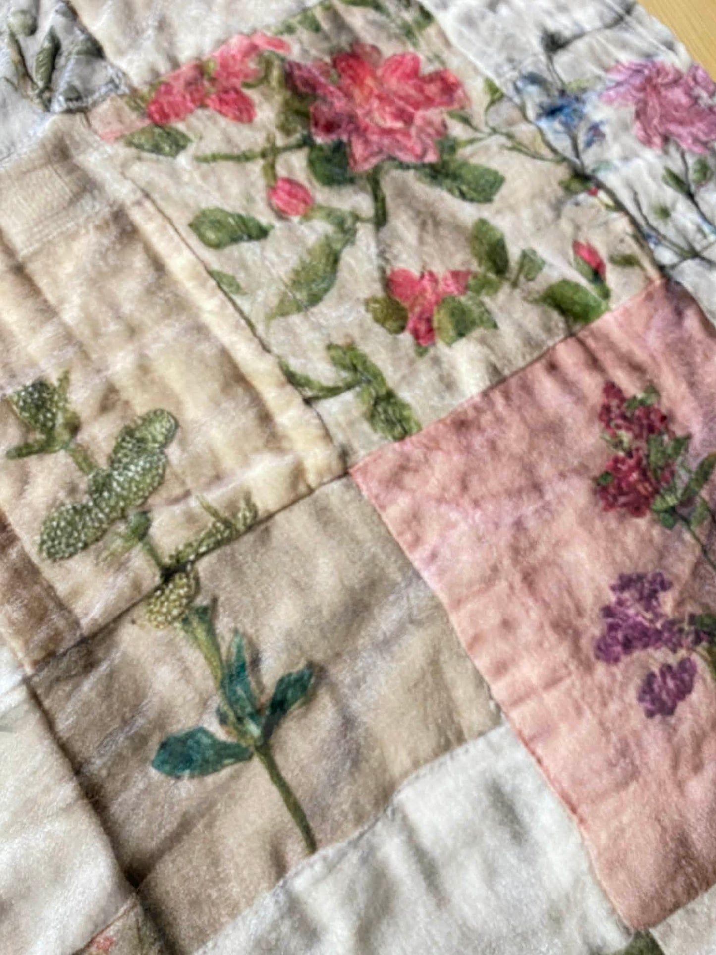 Printed Floral "Quilt Look" Blanket
