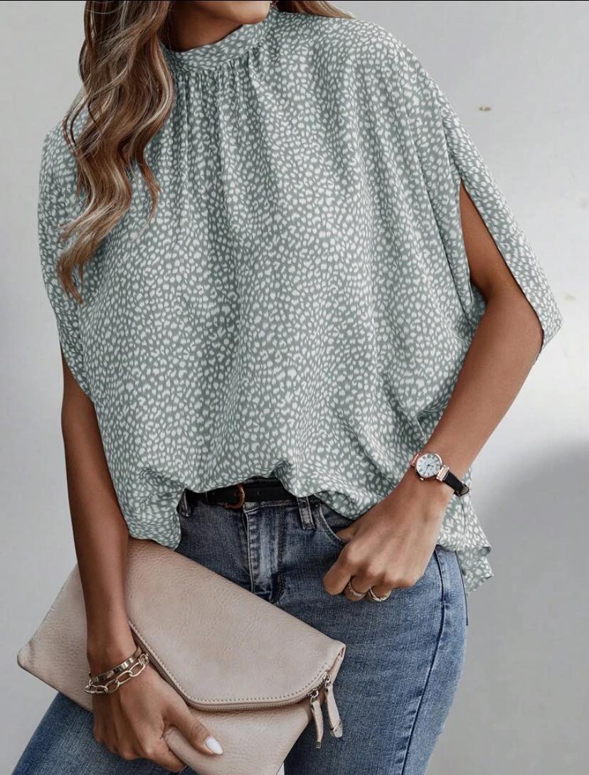 Minimalist High Low Mint Green Top