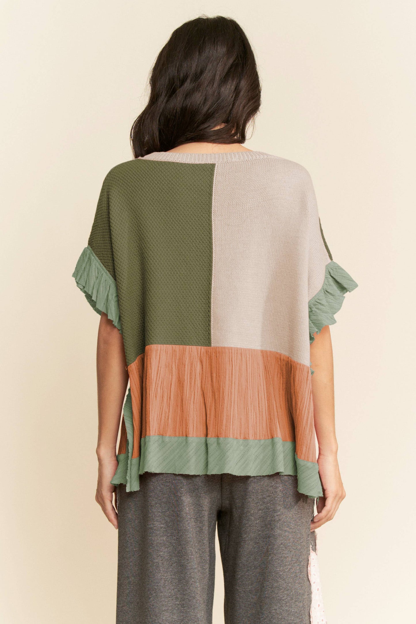 SWEATER MIX TEXTURED FABRIC RUFFLE DETAIL TOP