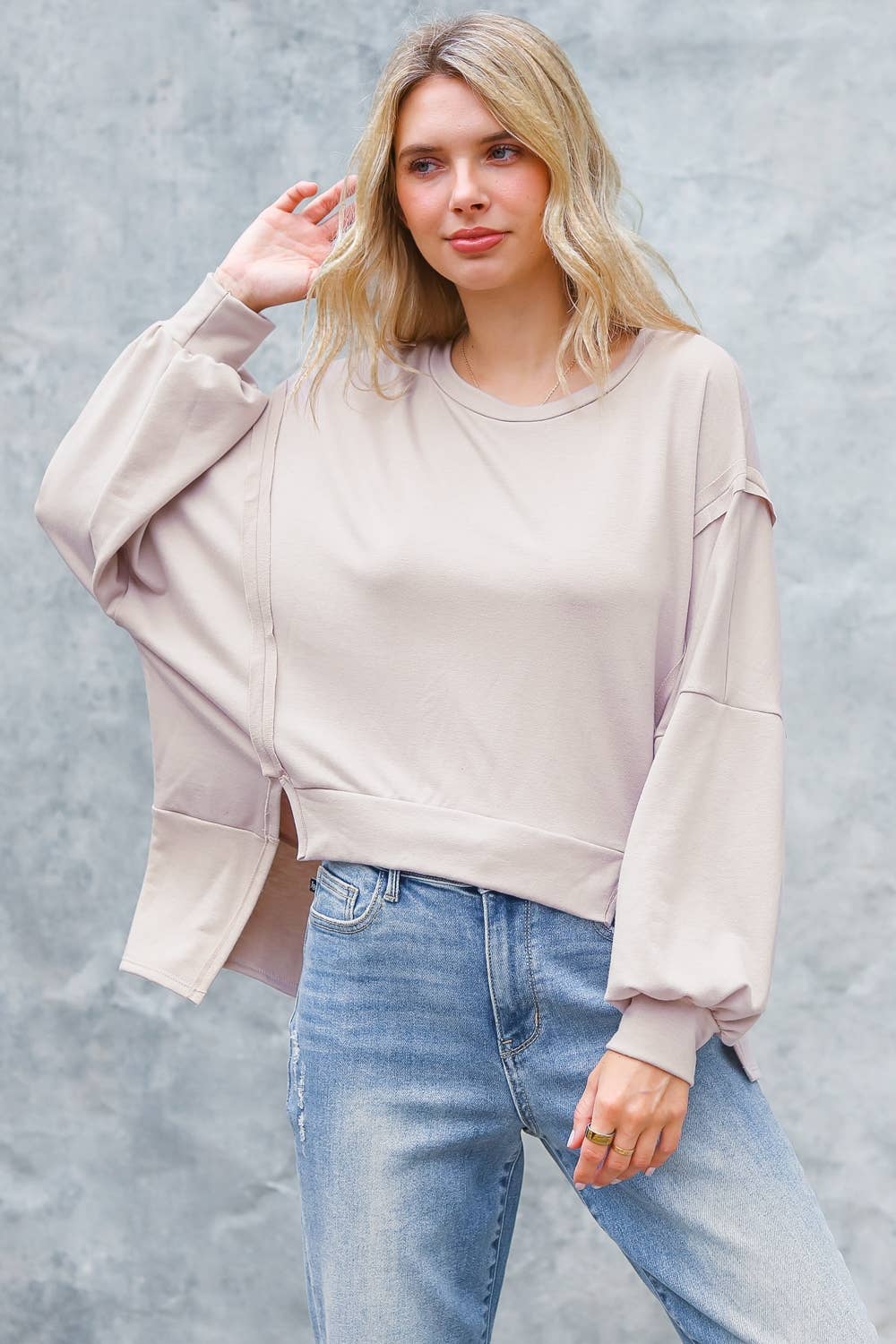 LONG SLEEVE WITH SLITS PULLOVER TOP