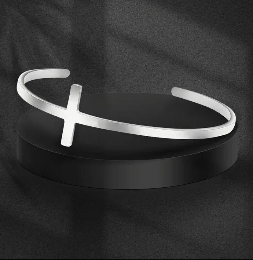 Minimalist Cross Bracelet