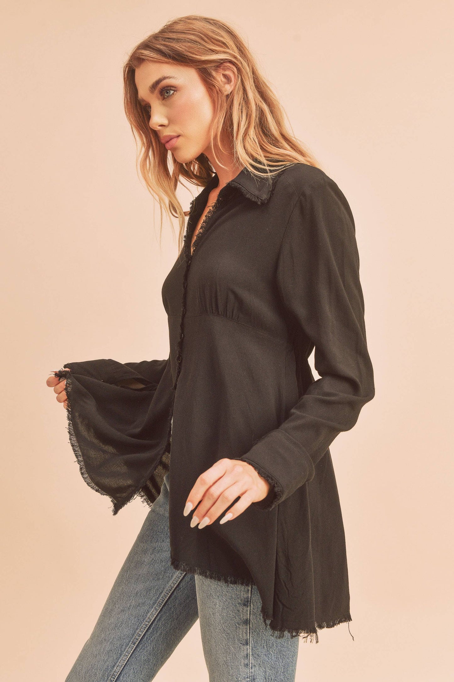 8138BK Holly Top