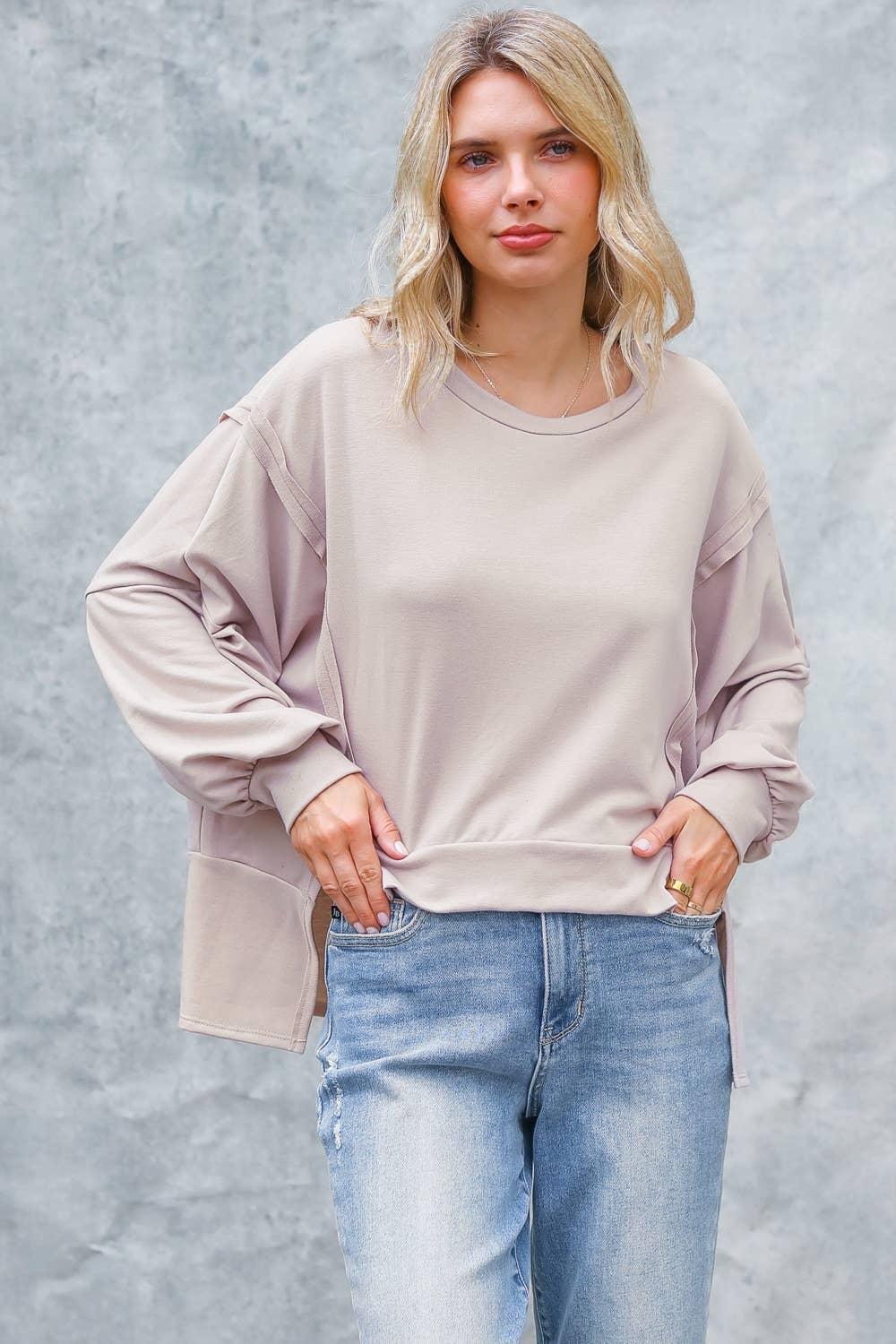 LONG SLEEVE WITH SLITS PULLOVER TOP