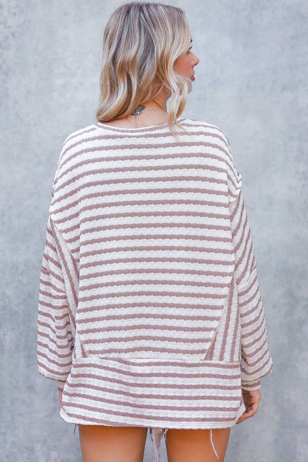 TEXTURED STRIPE LONG SLEEVE SLITS PULLOVER TOP