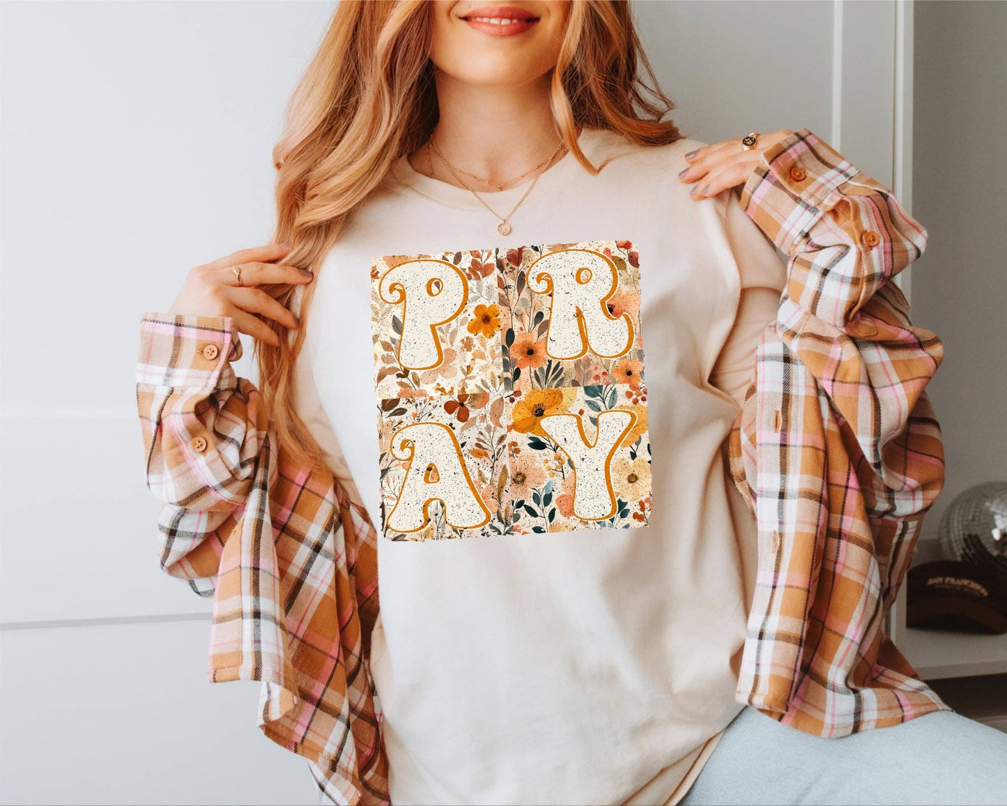 PRAY BOHO CREAM FAITH CREAM GRAPHIC SWEATSHIRT
