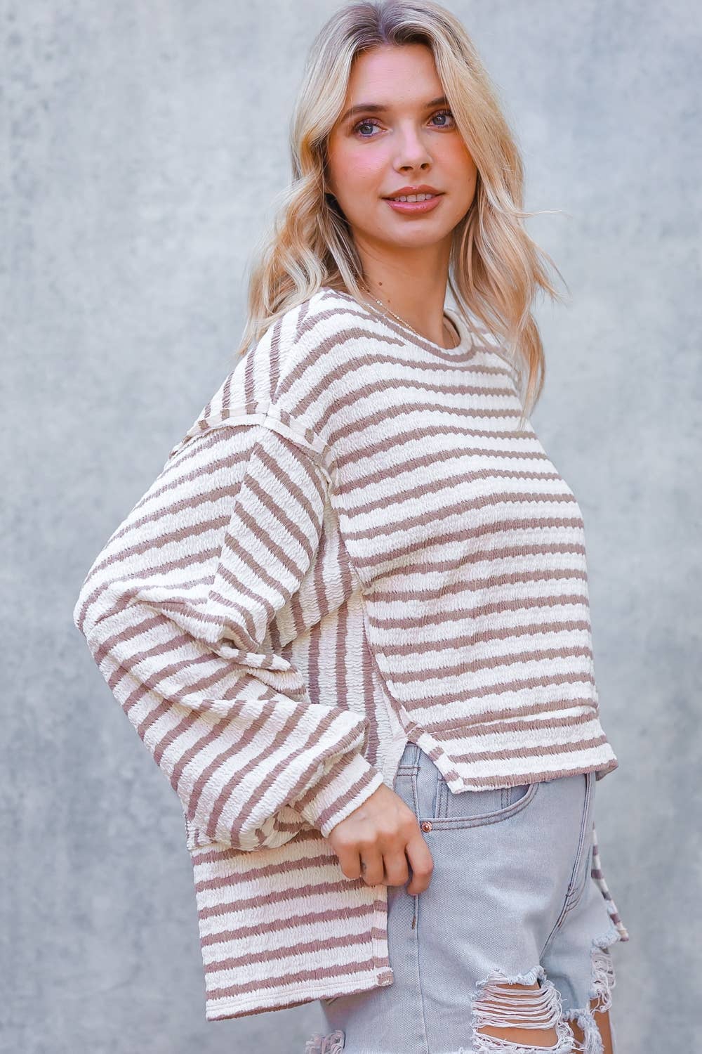 TEXTURED STRIPE LONG SLEEVE SLITS PULLOVER TOP
