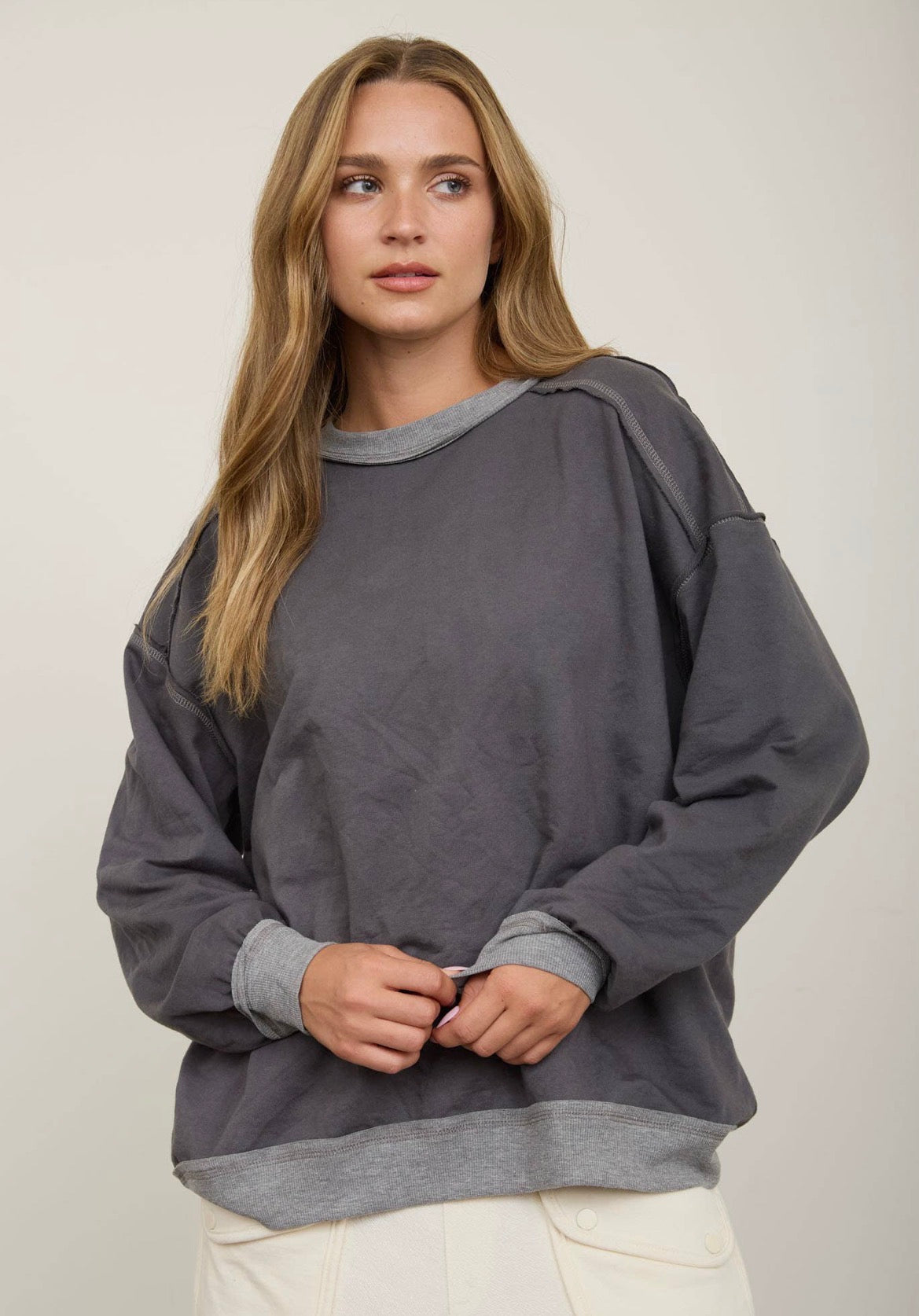 Exposed Seam Contrast Trim
