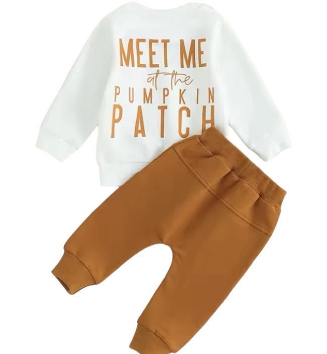 Back Printed Pumpkin Patch Sweatsuit