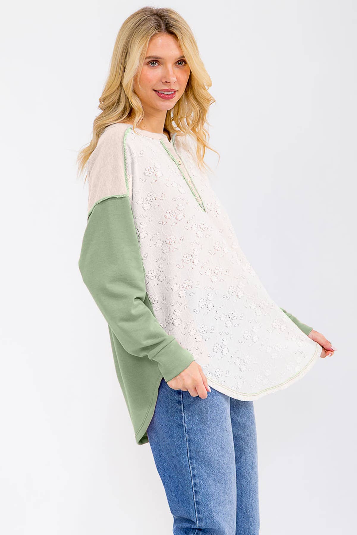 Floral Lace Contrast Sleeve Henley Top T6193