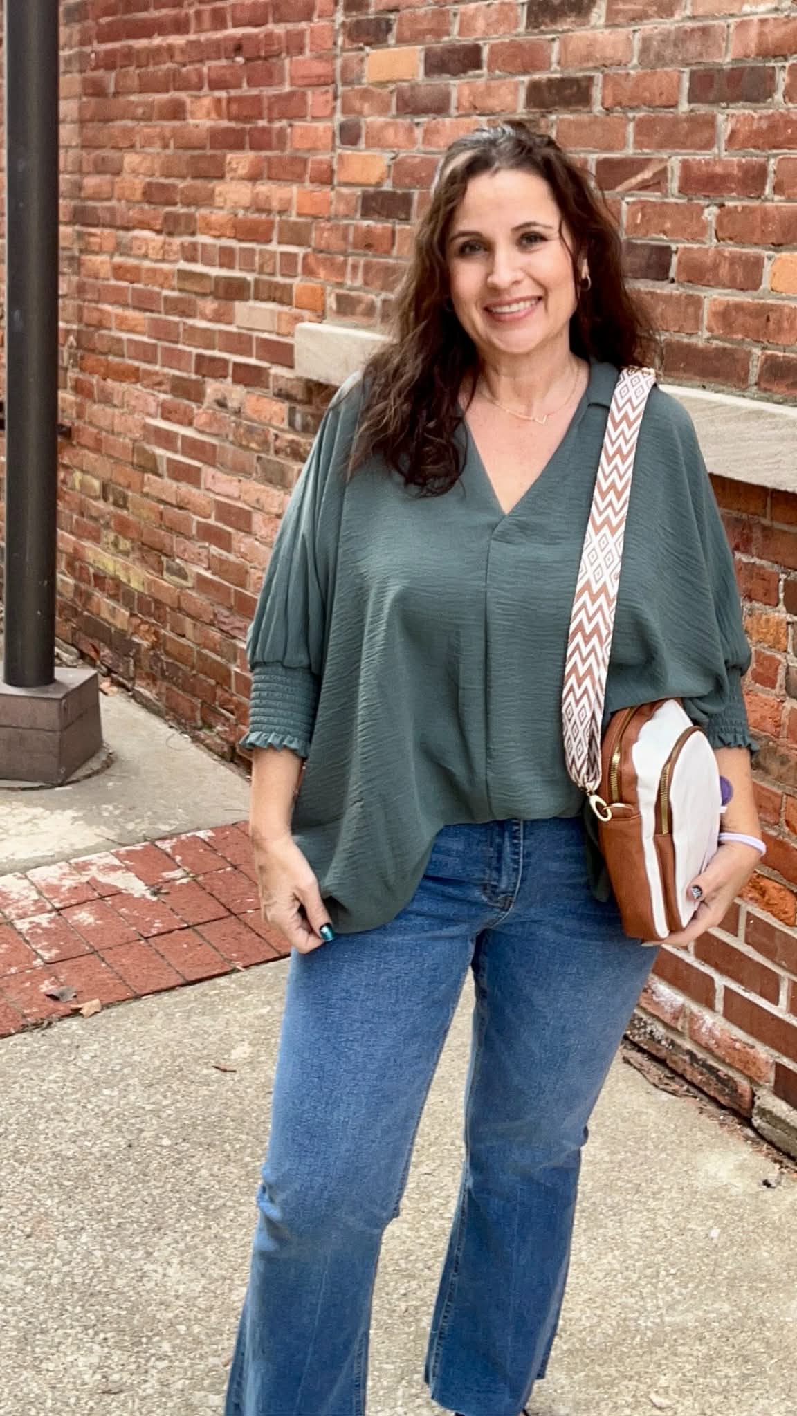 Air Flow Collar Tee With Smocked Sleeve Band Top