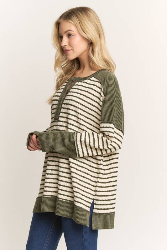 ROUND NECK JACQUARD STRIPE PRINT TOP
