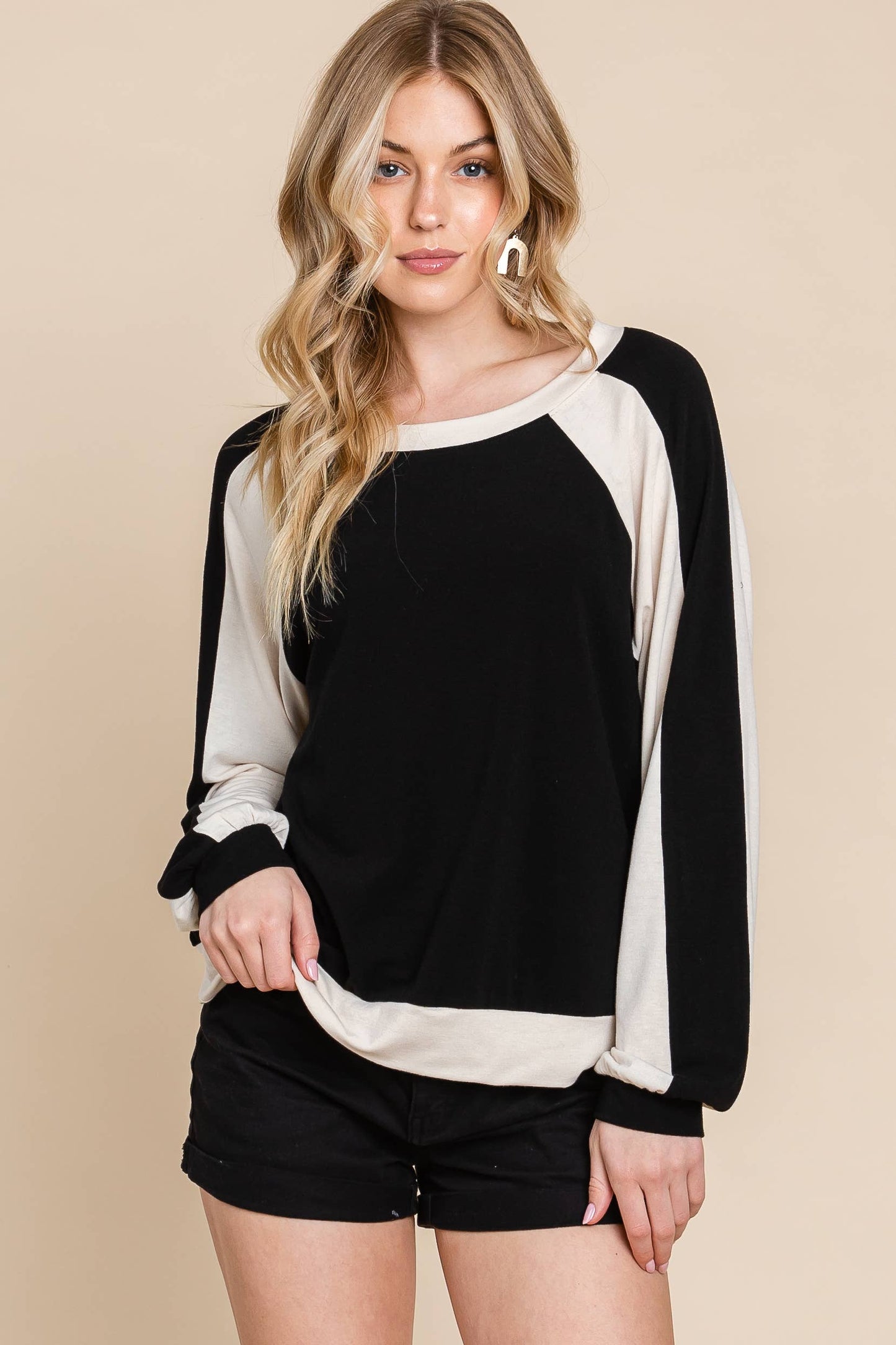 Contrast Solid Long Sleeve Top