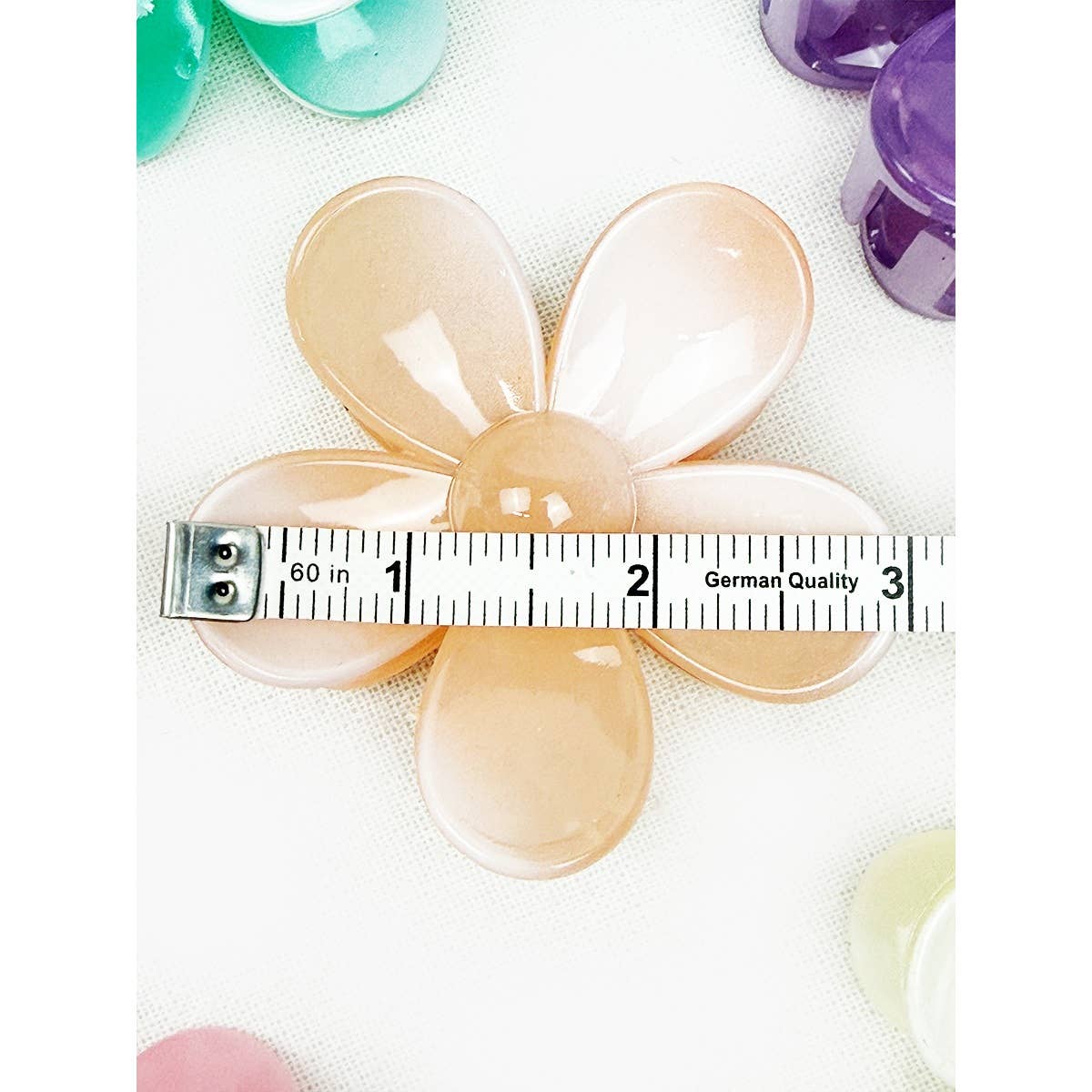 Ombre Glossy Daisy Hair Clips
