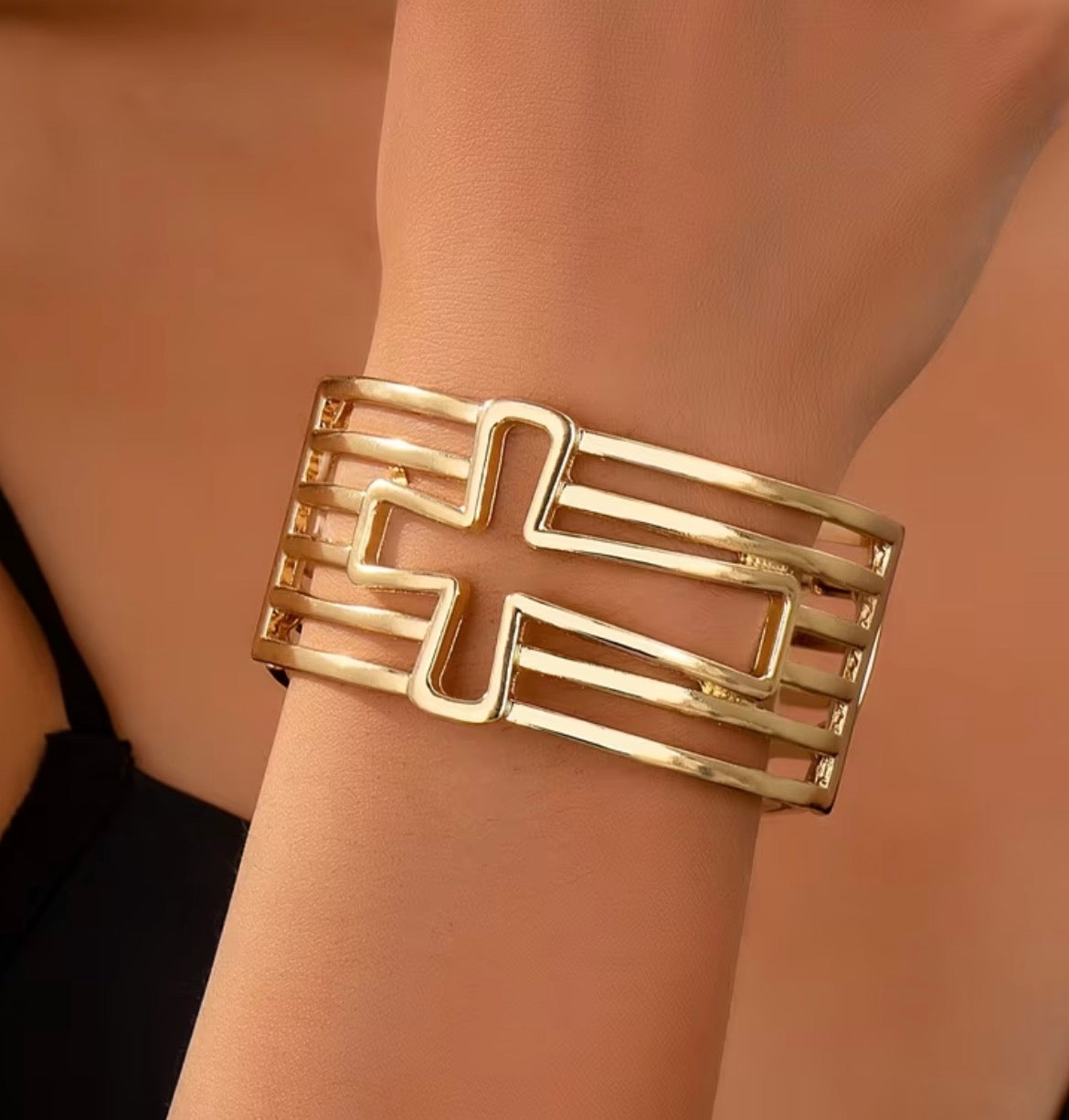 Cross Metal Bracelet
