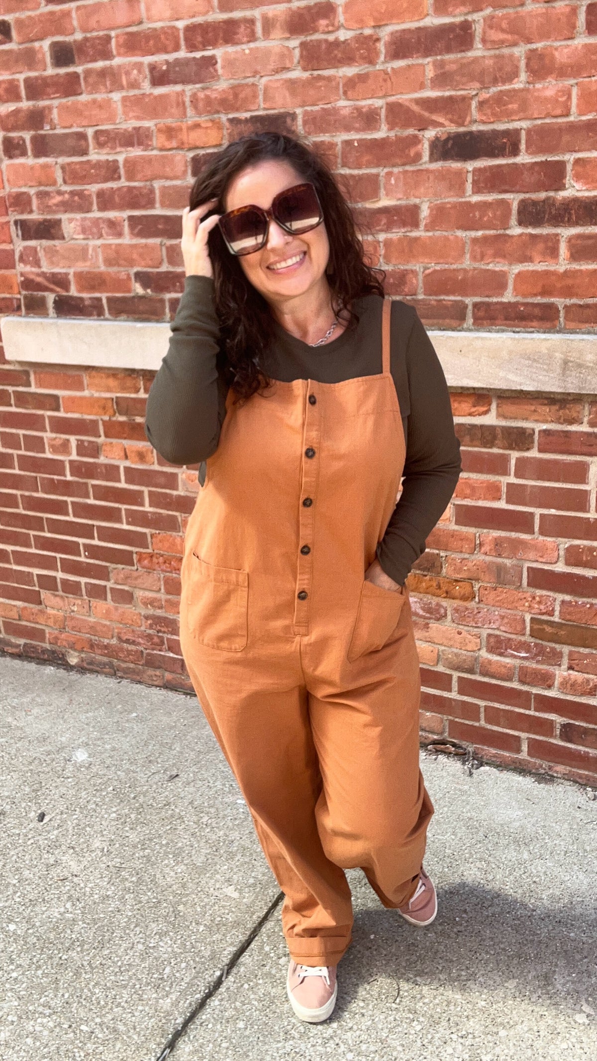 INJ1011 Button-Down Sleeveless Overall Jumpsuit