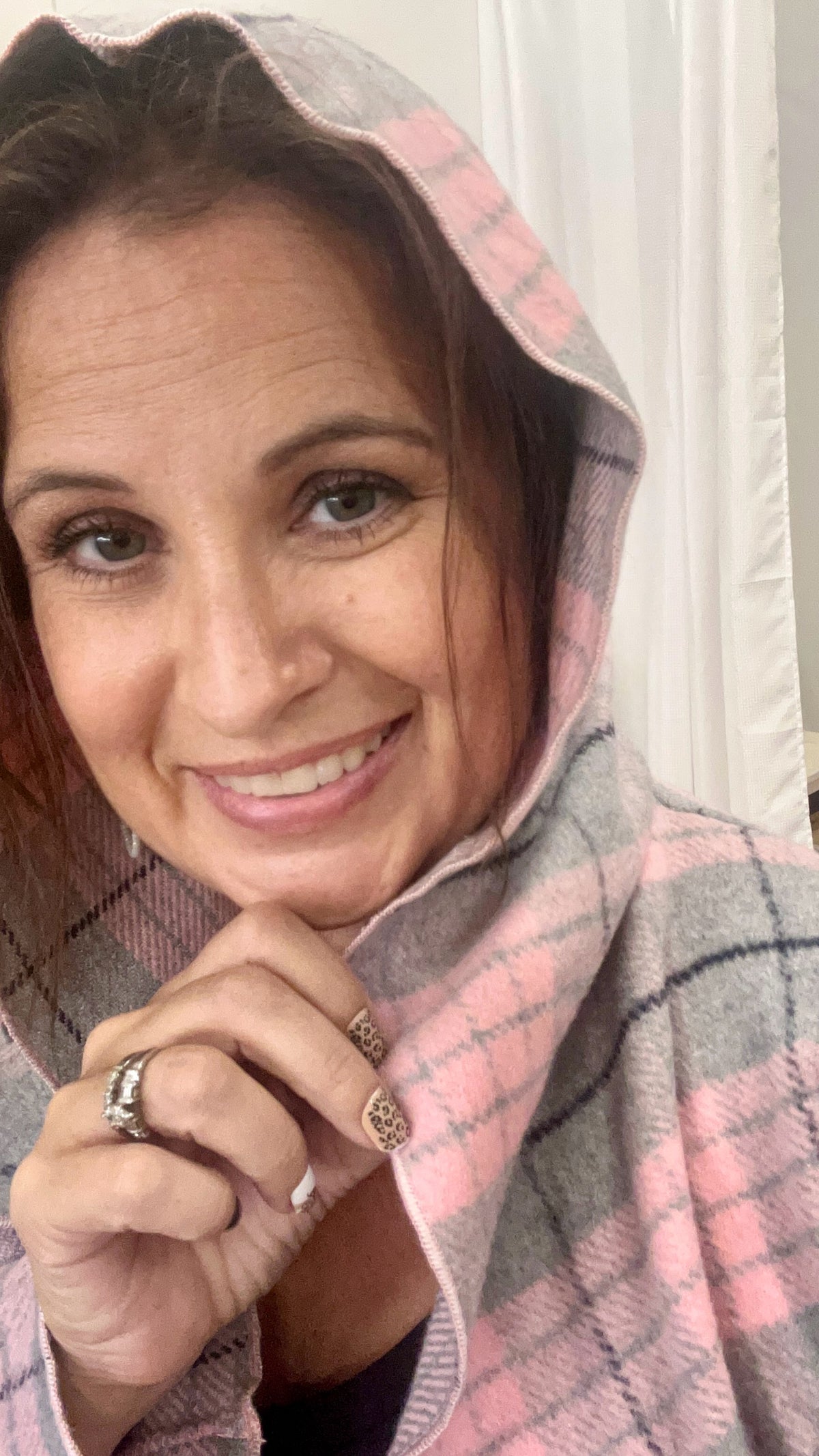 PLAID POCKETED HOODIE JACKET