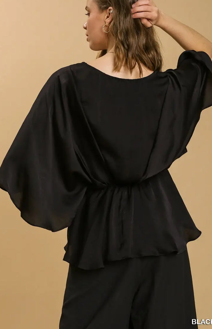UMGEE Satin Kimono Sleeve