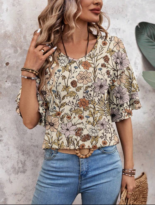 My Pretty V-Neck Ruffle Hem Top
