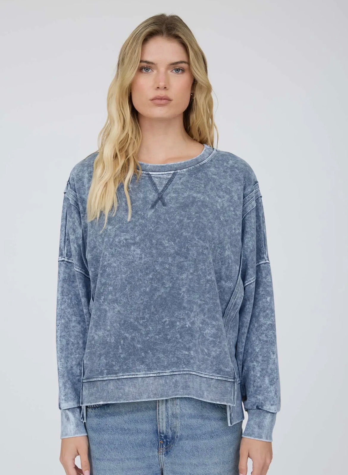 Mineral Washed Oversized Sweatshirt