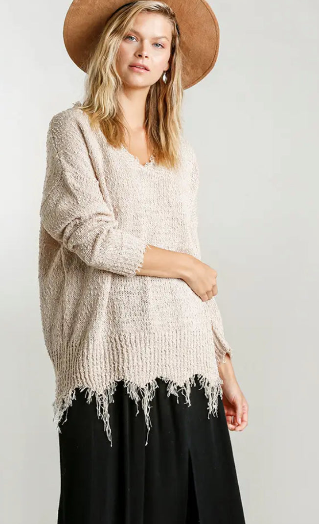 UMGEE Raw Edge Knit Sweater
