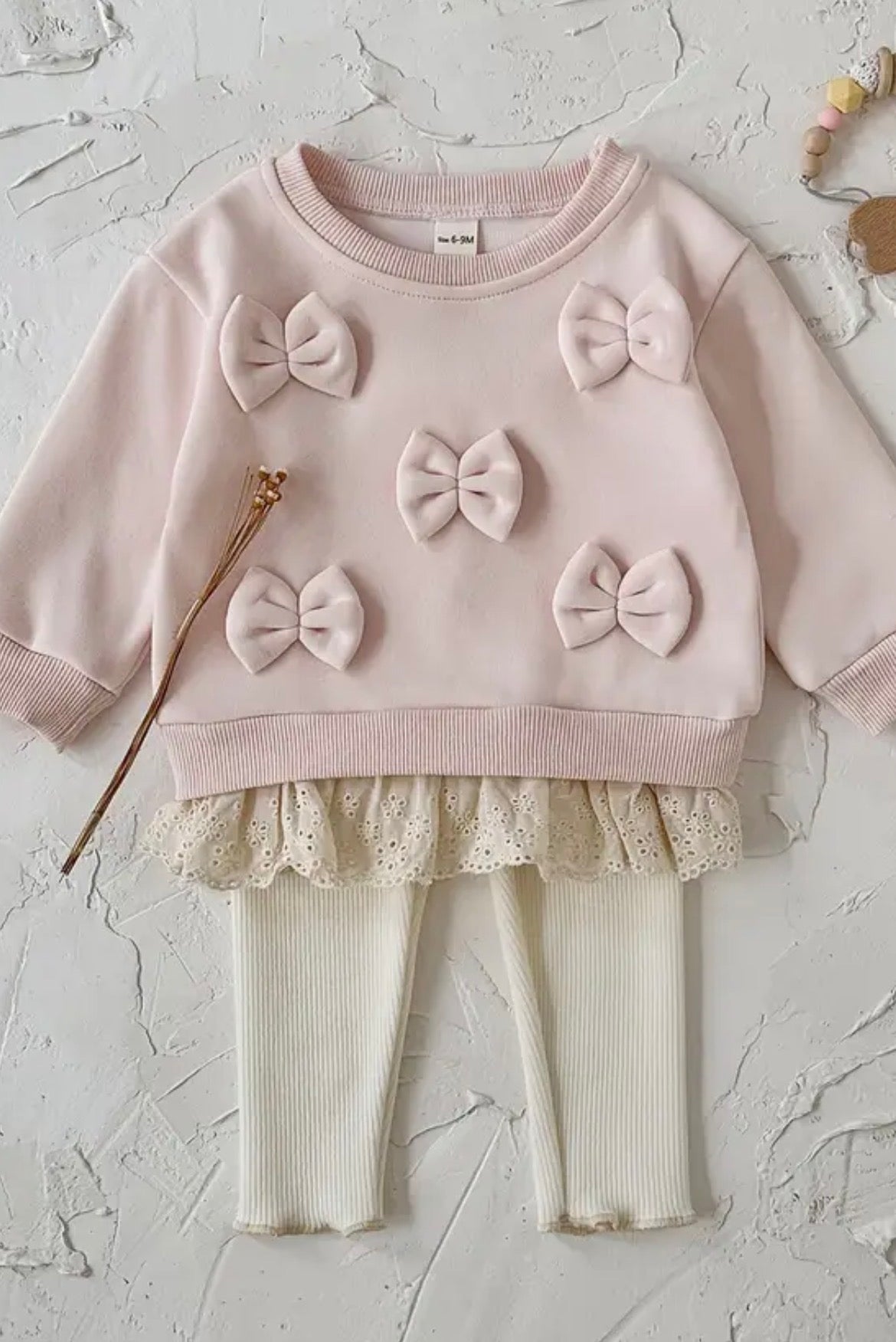 Bows & Eyelet Lace