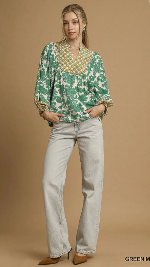 UMGEE - Abstract Print Rounded Yoke