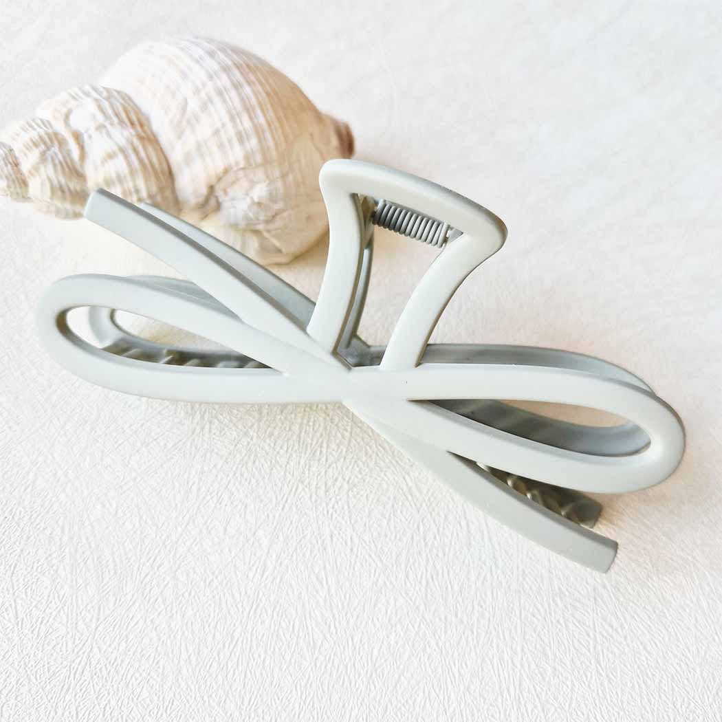 Jumbo Matte Bow Shape Hair Claw