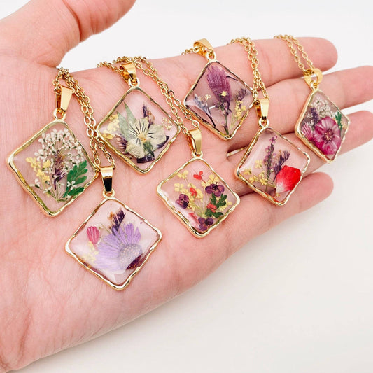 Pressed Dried Flowers Necklace