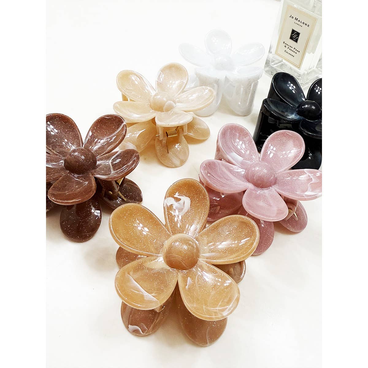Marbled and Glittered Daisy Hair Clips