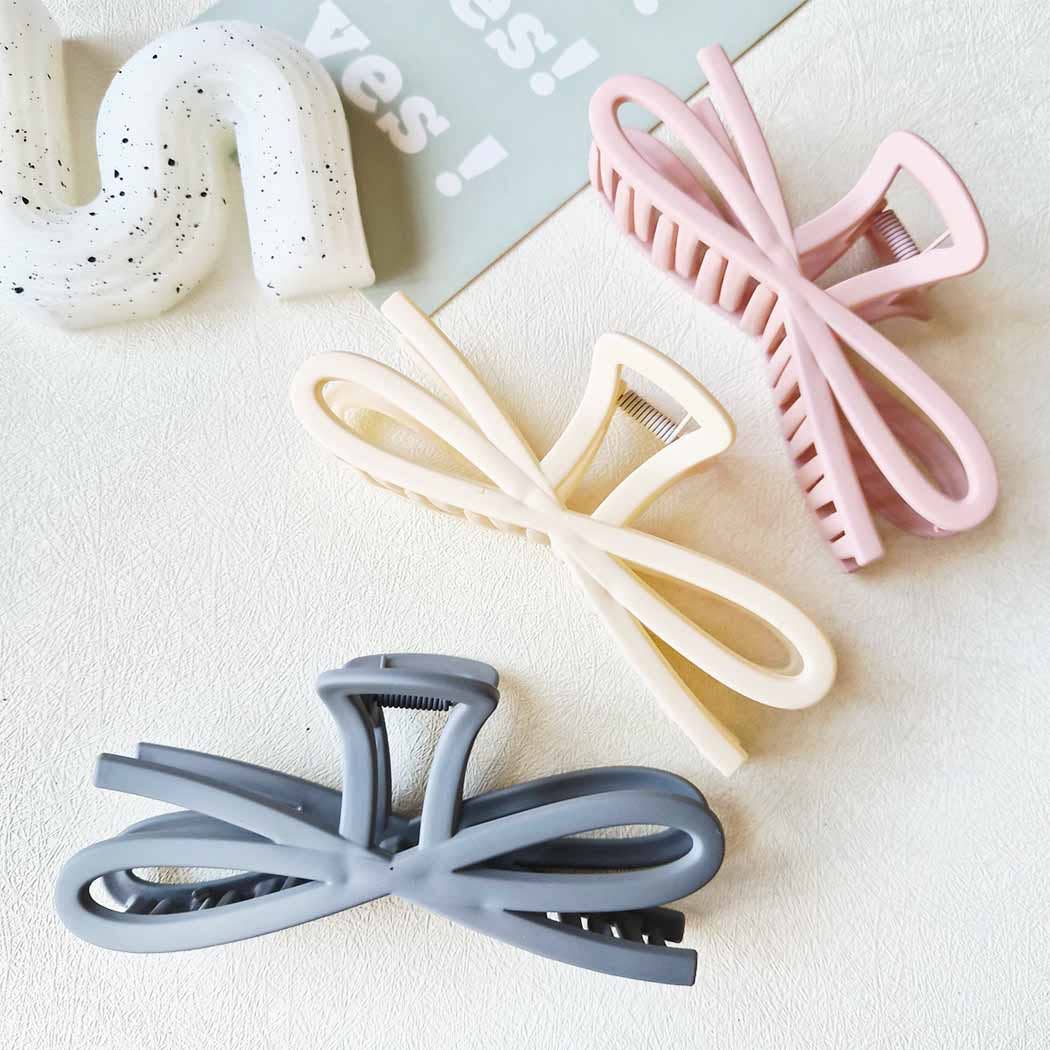 Jumbo Matte Bow Shape Hair Claw