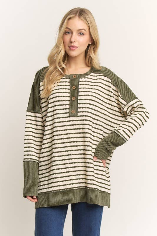 ROUND NECK JACQUARD STRIPE PRINT TOP